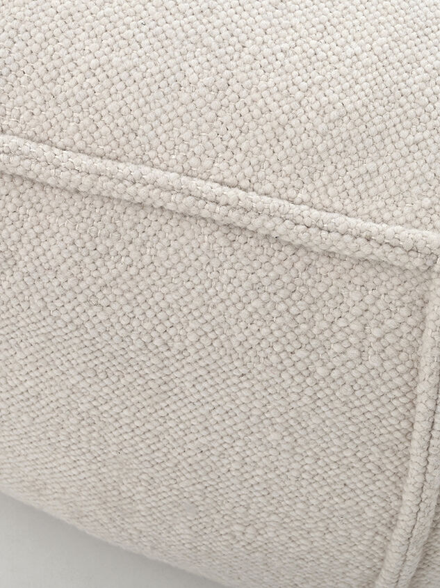 Crocus Pouf Detail 4 - TULLABEE