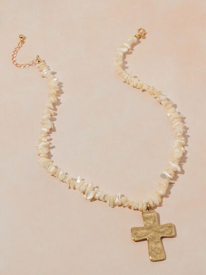Statement Chip Stone Cross Necklace - TULLABEE