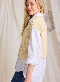 Rowlan Cable Knit Vest Detail 7 - TULLABEE