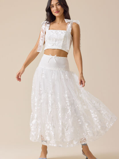 Braxlin Embroidered Top - TULLABEE