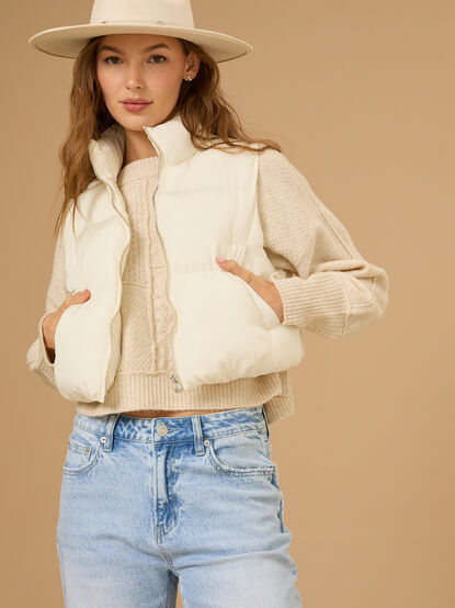 Nora Cropped Puffer Vest - TULLABEE