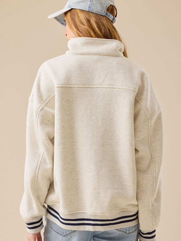 New York Varsity Quarter Zip Detail 6 - TULLABEE