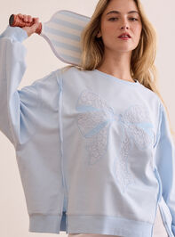 Icon Lace Bow Sweatshirt Detail 2 - TULLABEE