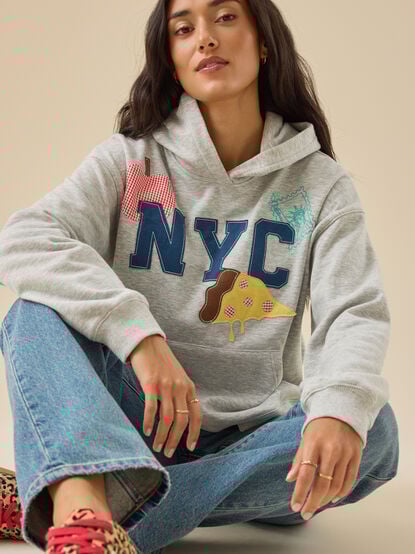 The Empire State Icons Hoodie - TULLABEE