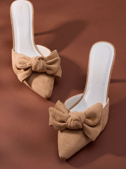 The Tan Jane Bow Heel - TULLABEE