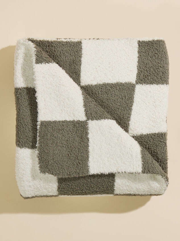 Checkered Plush Blanket Detail 2 - TULLABEE
