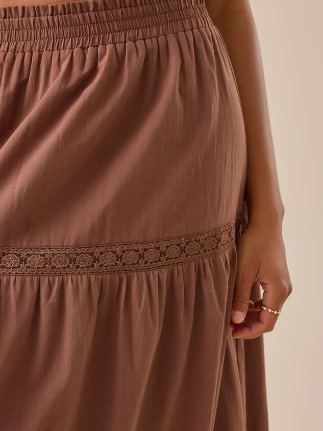 Jaycee Tiered Midi Skirt Detail 2 - TULLABEE