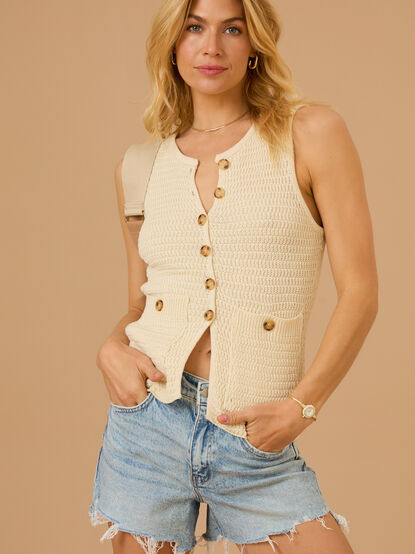 Hallie Mae Denim Shorts - TULLABEE