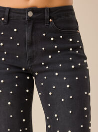 Rosalie High Rise Pearl Jeans Detail 4 - TULLABEE