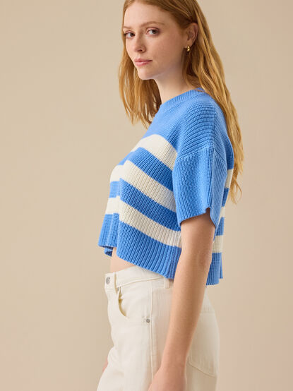 Ricki Striped Boxy Sweater - TULLABEE