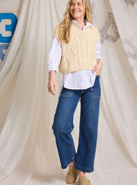 Rowlan Cable Knit Vest Detail 3 - TULLABEE