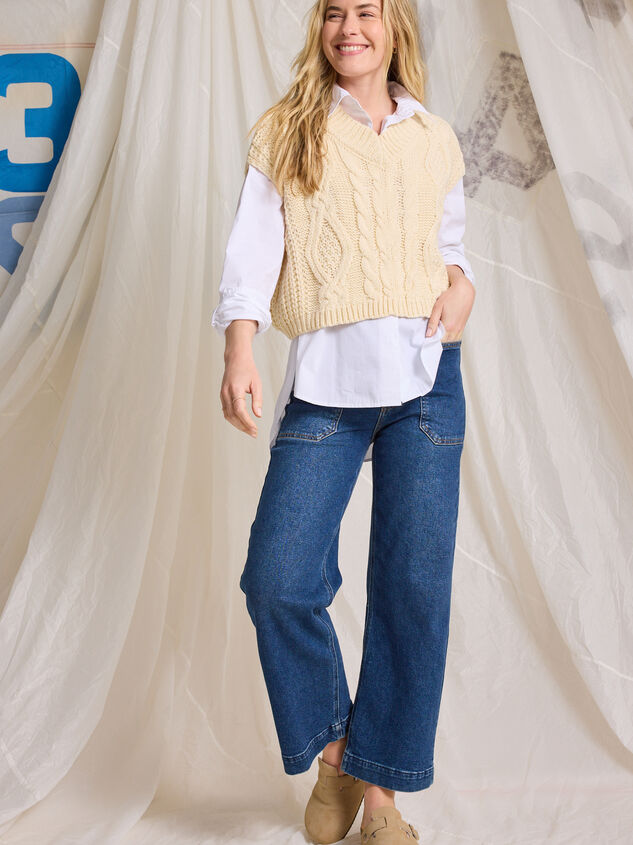 Rowlan Cable Knit Vest Detail 3 - TULLABEE