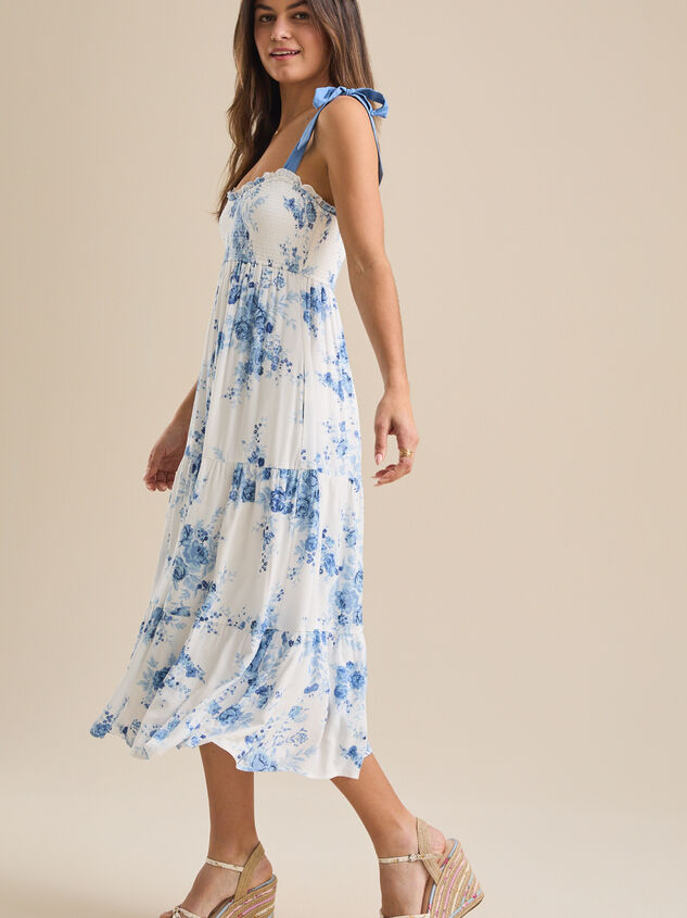 Kaden Maxi Dress Detail 3 - TULLABEE