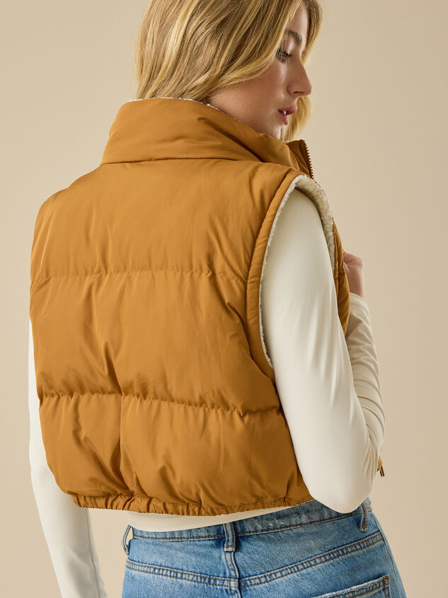 Leilani Reversible Cropped Vest Detail 6 - TULLABEE