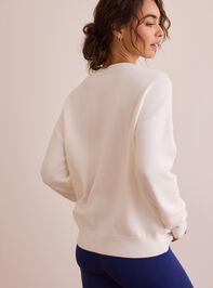 Après Ski Embroidered Sweater Detail 5 - TULLABEE