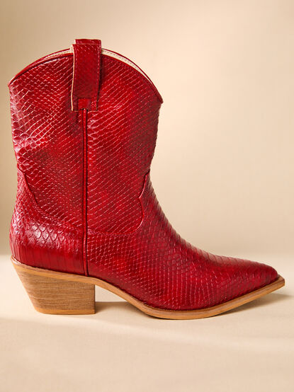 Karlie Western Boot - TULLABEE