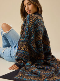 Nina Fair Isle Duster Detail 2 - TULLABEE