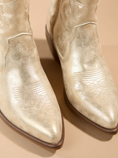 Kelsha Metallic Western Boots - TULLABEE