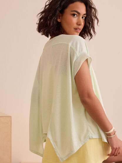 Momentum Oversized Tee - TULLABEE