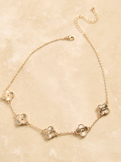 18K Gold Mother Of Pearl Clover Necklace - TULLABEE