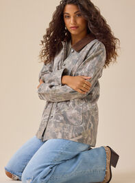 Vinnie Camo Barn Jacket Detail 4 - TULLABEE