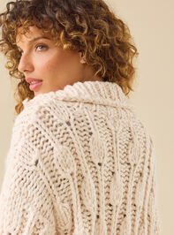Jacqueline Chunky Cardigan Detail 6 - TULLABEE