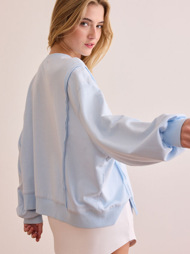 Icon Lace Bow Sweatshirt Detail 4 - TULLABEE