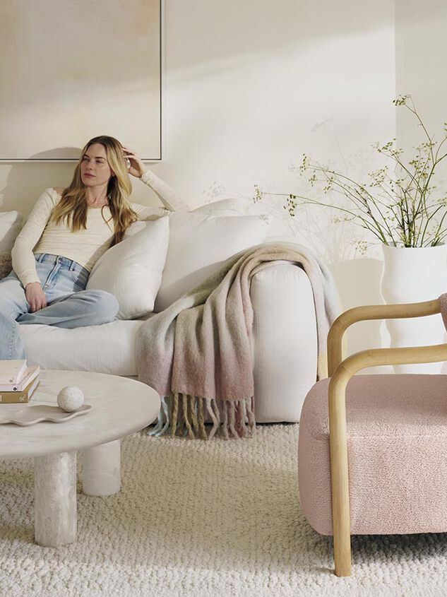 Harlow Sofa Detail 8 - TULLABEE