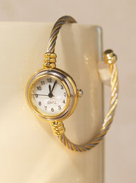 Twisted Cuff Round Watch Detail 2 - TULLABEE