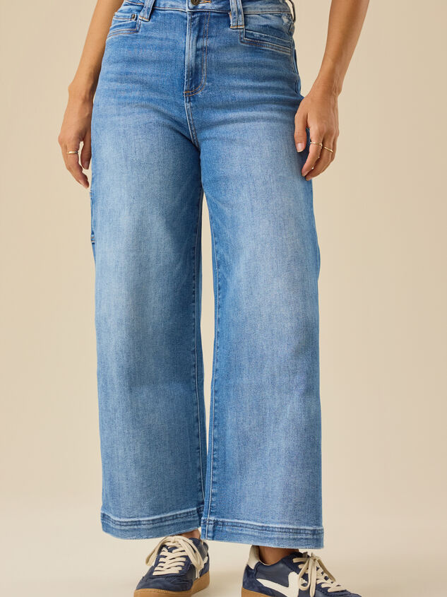 Gwen Cropped Wide Leg Jeans Detail 2 - TULLABEE
