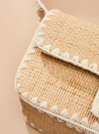 Woven Picnic Crossbody Bag Detail 3 - TULLABEE