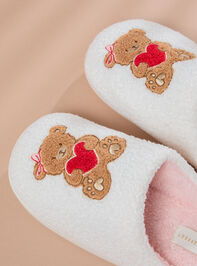 Teddy Heart Slippers Detail 2 - TULLABEE