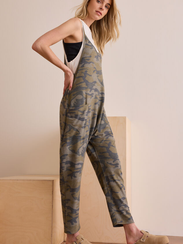 Hang Tough Camo Jumpsuit Detail 2 - TULLABEE