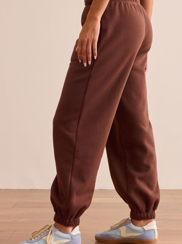 Enjoy The Moment Joggers Detail 4 - TULLABEE