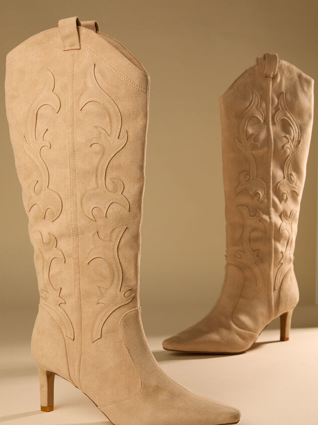 Abrams Western Boot Detail 4 - TULLABEE