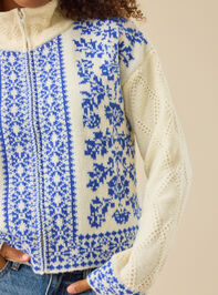 Kiley Fair Isle Zip Up Sweater Detail 2 - TULLABEE