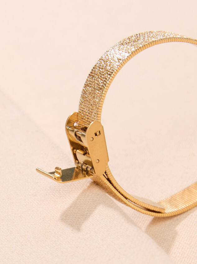 Mesh Textured Square Face Watch Detail 3 - TULLABEE