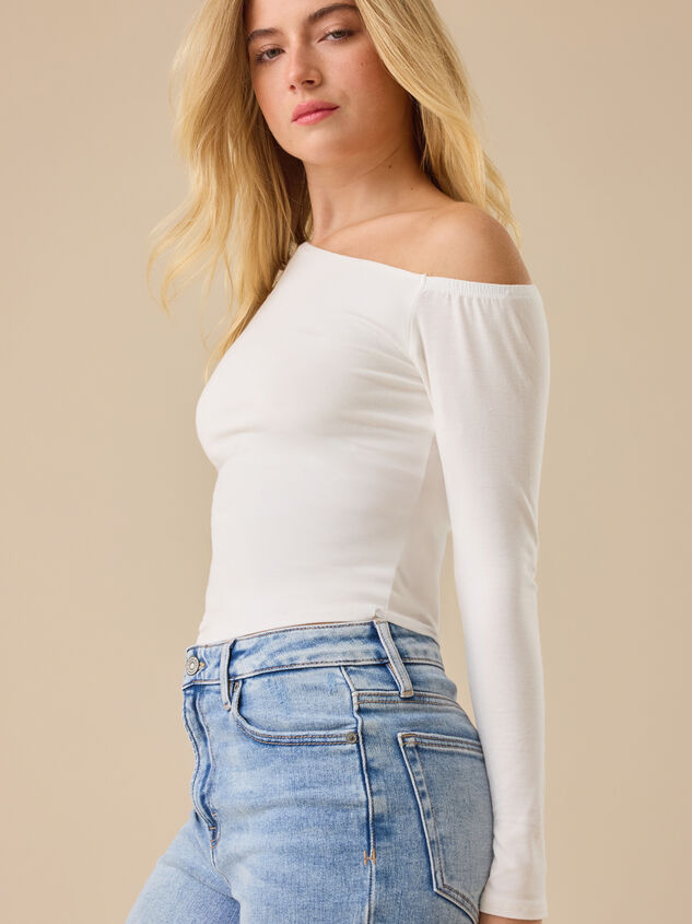 Genevieve Asymmetrical Top Detail 4 - TULLABEE
