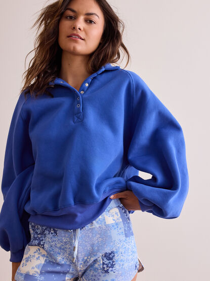Peak Balloon Sleeve Pullover - TULLABEE