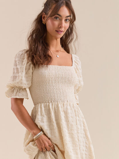 Mylee Textured Midi Dress - TULLABEE