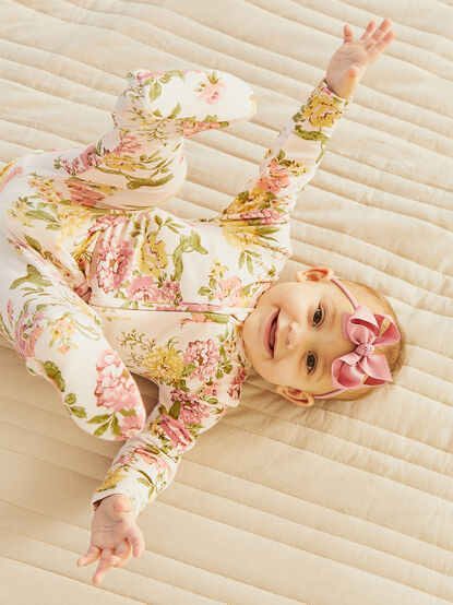 Dahlia Ruffle Footie - TULLABEE