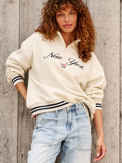 New York Varsity Quarter Zip - TULLABEE