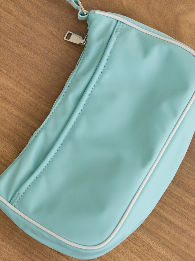 The Sidekick Crossbody Detail 4 - TULLABEE