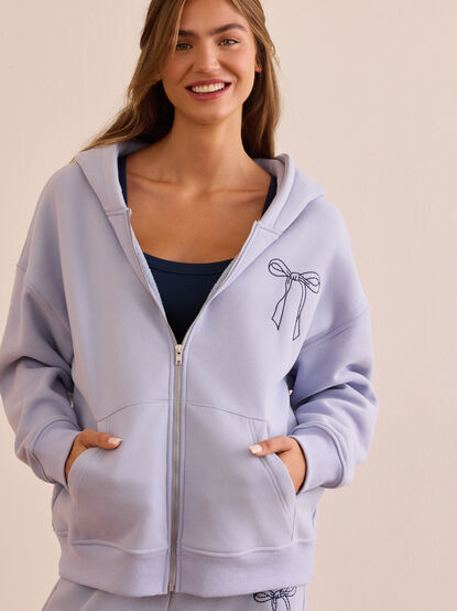 Snuggle Bow Sweatshirt - TULLABEE