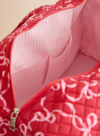 Everly Quilted Duffel Bag Detail 7 - TULLABEE