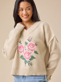 Trisha V-Neck Floral Sweater Detail 2 - TULLABEE