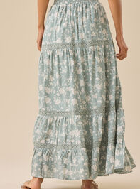 Kait Lace Tiered Midi Skirt Detail 5 - TULLABEE