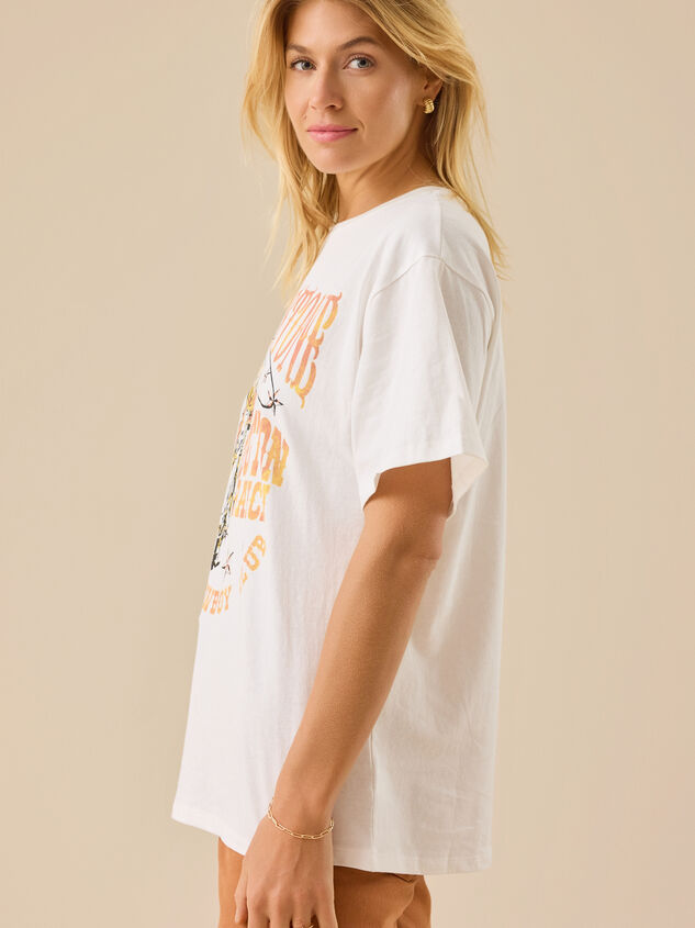 Yellowstone Cowboy Club Oversized Tee Detail 4 - TULLABEE