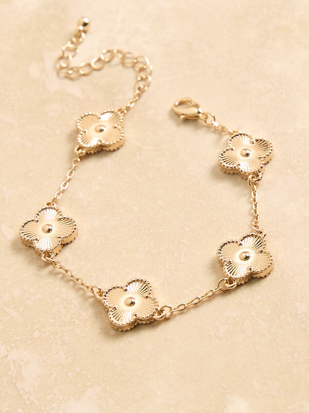 Clover Double Sided Gold Bracelet Detail 3 - TULLABEE