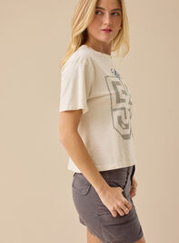 55 Cropped Graphic Tee Detail 4 - TULLABEE